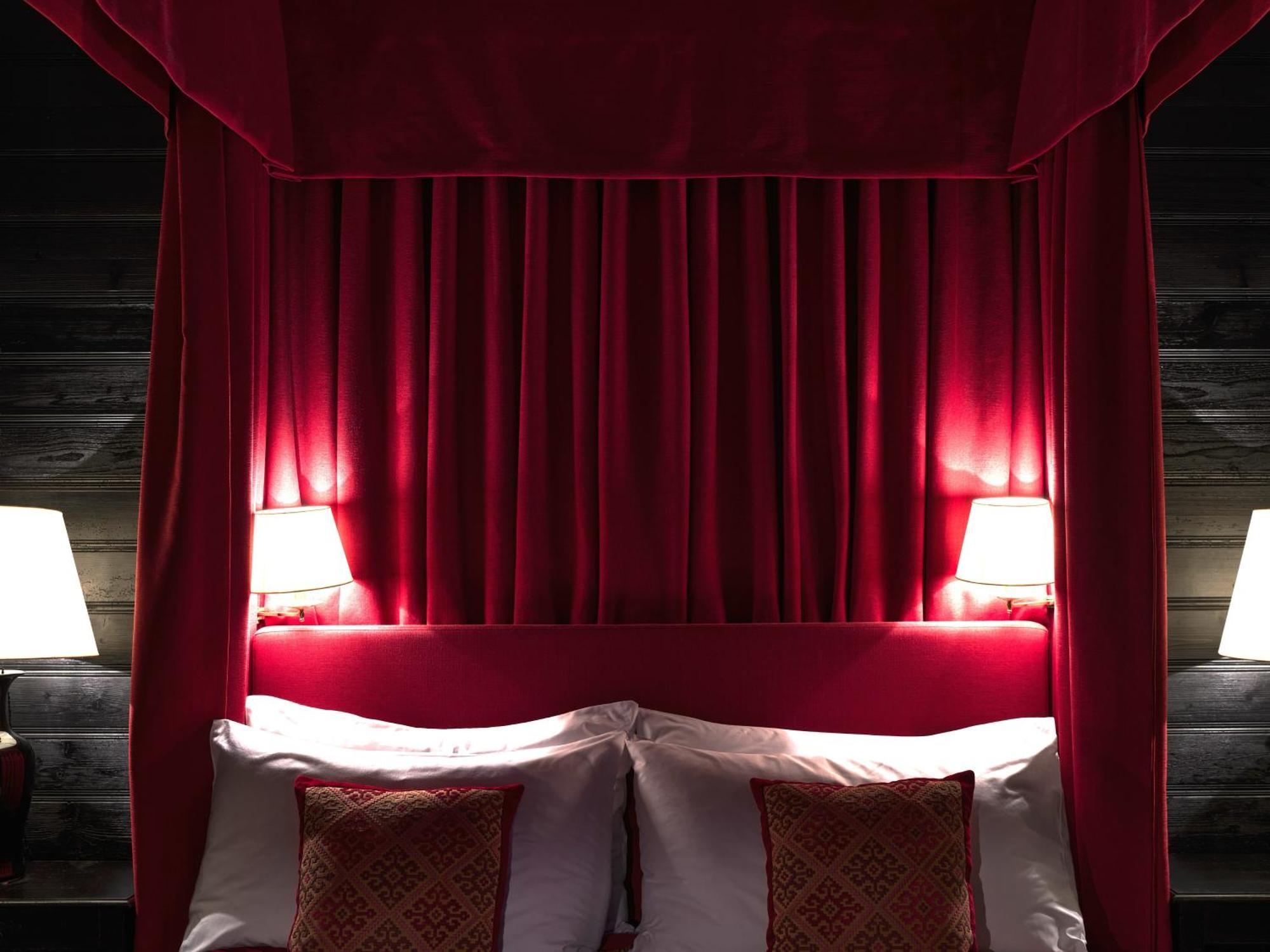 Hotel Lecrans 5*