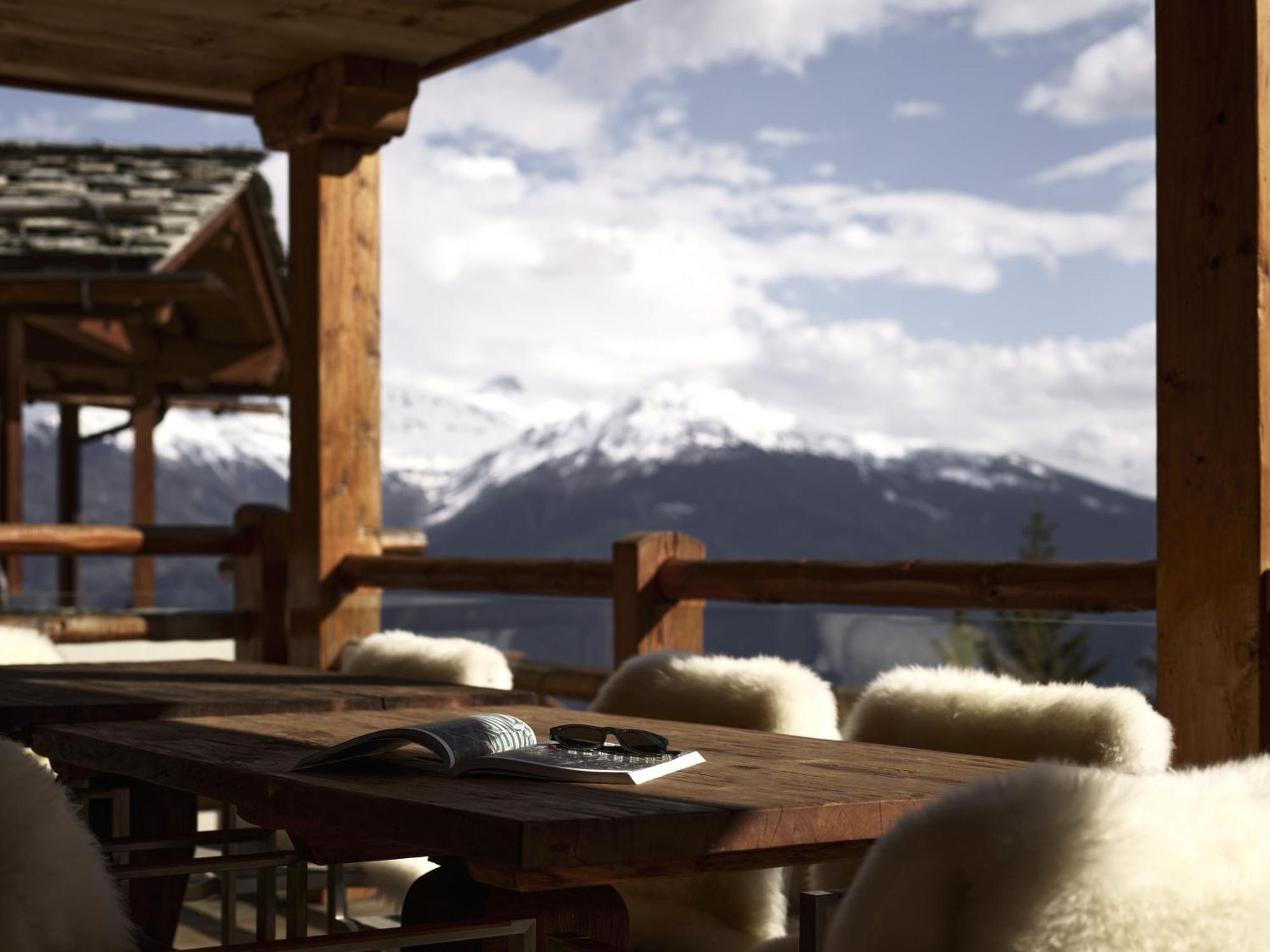 Hotel Lecrans 5*